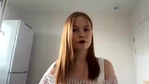 Snapshot of selmacalumag chatting on August 2, 2026, 9:30 am Lily online show from August 2, 2026, 9:30 am