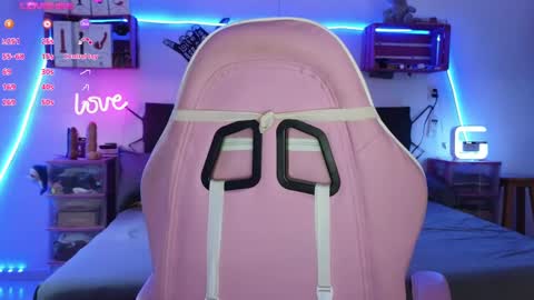 Selvaggia Del Caribe online show from December 5, 2024, 4:01 pm