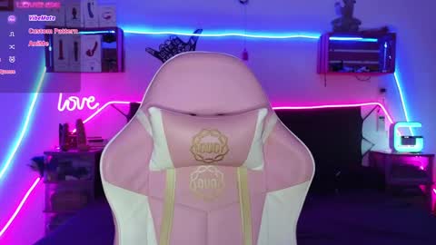 Selvaggia Del Caribe online show from January 8, 2025, 10:37 pm