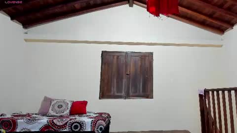 Snapshot of selyn_ chatting on July 27, 2026, 12:12 pm Selyn online show from July 27, 2026, 12:12 pm