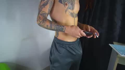 sem_alas online show from November 19, 2025, 1:05 am