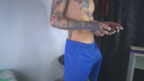 sem_alas online show from January 10, 2026, 2:02 am