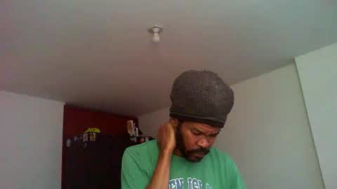 Snapshot of semental24cm chatting on November 24, 2025, 6:51 pm semental24cm online show from November 24, 2025, 6:51 pm