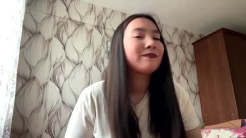 Snapshot of senaidaikemire chatting on May 23, 2026, 9:35 am Alice online show from May 23, 2026, 9:35 am