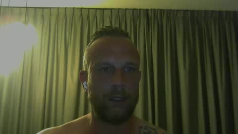 sence08 online show from April 12, 2026, 8:03 pm