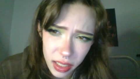 Snapshot of sendforesme chatting on December 29, 2024, 1:13 am goddess esme online show from December 29, 2024, 1:13 am