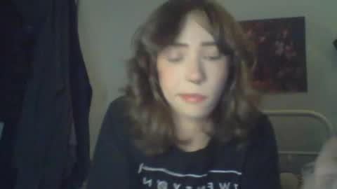 Snapshot of sendforesme chatting on October 25, 2025, 11:43 pm goddess esme online show from October 25, 2025, 11:43 pm