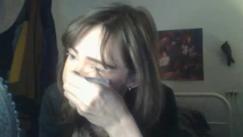 Snapshot of sendforesme chatting on February 15, 2026, 1:02 am goddess esme online show from February 15, 2026, 1:02 am