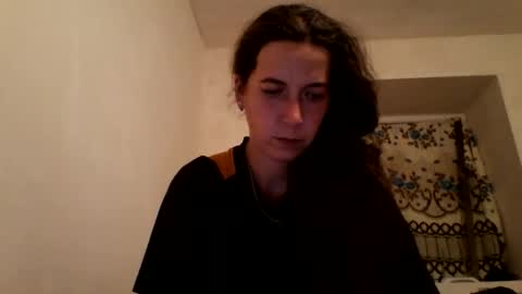 sendiarayl online show from October 26, 2025, 6:25 pm