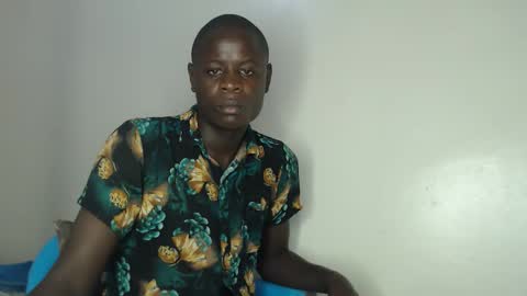 Snapshot of sensation_2 chatting on February 8, 2026, 4:21 pm Charles online show from February 8, 2026, 4:21 pm