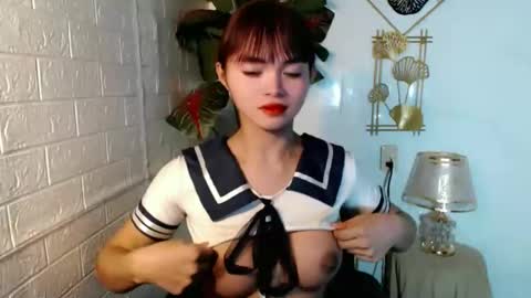 Snapshot of sensational_yeng chatting on April 18, 2026, 1:37 pm sensational_yeng online show from April 18, 2026, 1:37 pm