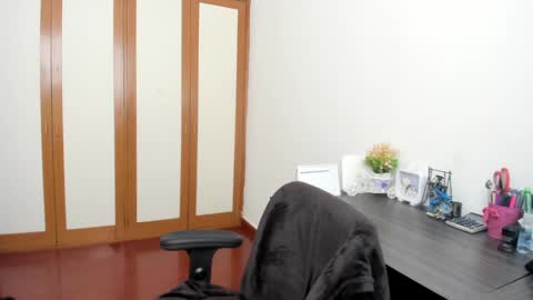 Snapshot of sensual__lady chatting on December 6, 2024, 5:33 pm Samantha - online show from December 6, 2024, 5:33 pm