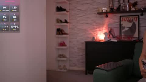 Snapshot of sensual_jassmine chatting on May 29, 2026, 12:47 pm Jasmine online show from May 29, 2026, 12:47 pm