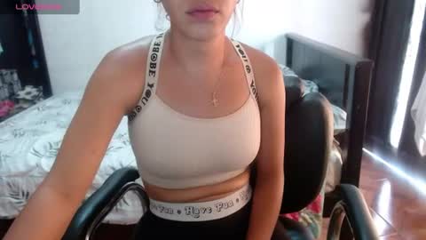 Snapshot of sensual_natalie chatting on June 15, 2026, 3:58 pm sensual_natalie online show from June 15, 2026, 3:58 pm