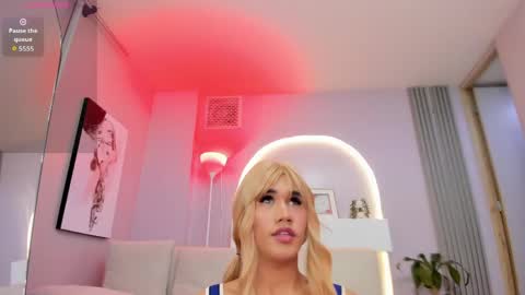 Snapshot of sensual_shanel chatting on April 29, 2026, 3:32 am sensual_shanel online show from April 29, 2026, 3:32 am