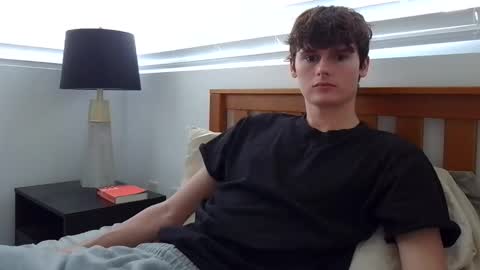 Snapshot of sensualalien chatting on January 5, 2025, 9:25 pm Cam online show from January 5, 2025, 9:25 pm