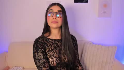 Snapshot of sensualhaven_ chatting on April 21, 2026, 12:23 am sensualhaven_ online show from April 21, 2026, 12:23 am