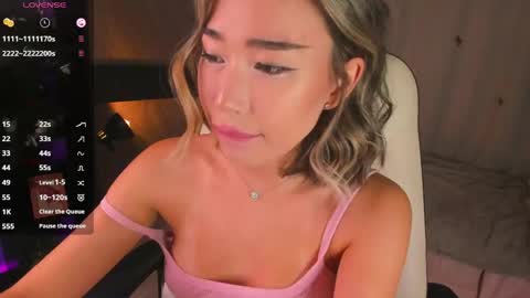 Snapshot of sensualily chatting on May 15, 2026, 3:19 pm Kiki online show from May 15, 2026, 3:19 pm
