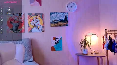 Snapshot of sensuallucy233 chatting on November 7, 2025, 8:36 am sensuallucy233 online show from November 7, 2025, 8:36 am