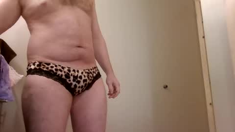 sensualuncut4u4fun online show from March 26, 2026, 4:56 pm