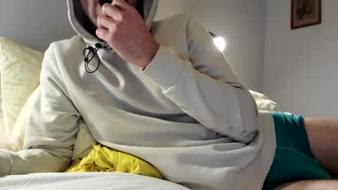 Snapshot of sensuasculine chatting on February 20, 2025, 1:03 am Matt online show from February 20, 2025, 1:03 am