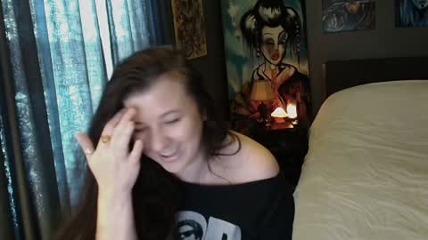 Snapshot of sentfrmheaven chatting on December 14, 2024, 2:42 pm Tara online show from December 14, 2024, 2:42 pm