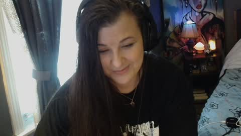 Snapshot of sentfrmheaven chatting on January 1, 2025, 4:07 pm Tara online show from January 1, 2025, 4:07 pm