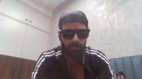 Snapshot of sentientarjun chatting on January 20, 2025, 9:22 pm Sentient Being online show from January 20, 2025, 9:22 pm