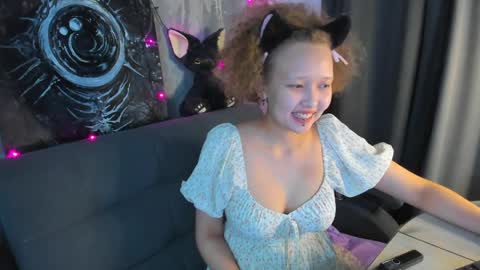 Snapshot of senya_sol chatting on March 31, 2026, 10:32 pm senya_sol online show from March 31, 2026, 10:32 pm
