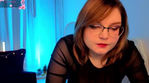 Kitty online show from December 16, 2025, 10:15 pm