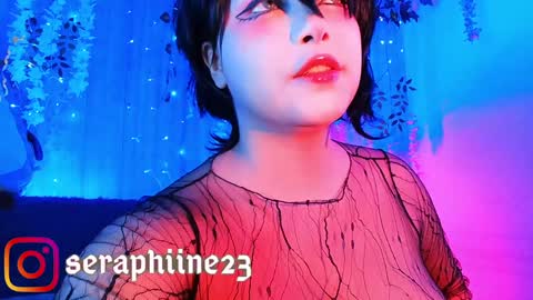 Snapshot of seraphine23_ chatting on December 2, 2024, 3:15 am seraphine online show from December 2, 2024, 3:15 am