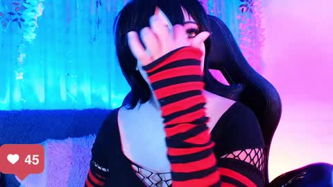 Snapshot of seraphine23_ chatting on December 11, 2024, 3:45 am seraphine online show from December 11, 2024, 3:45 am