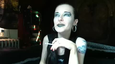 Snapshot of seraphinmunster chatting on May 21, 2026, 6:37 pm Seraphin Munster online show from May 21, 2026, 6:37 pm