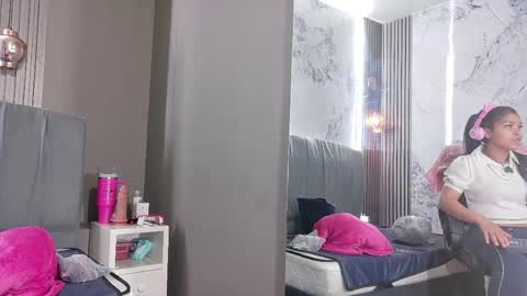 Snapshot of serena_sex31 chatting on May 2, 2026, 11:48 am Serena online show from May 2, 2026, 11:48 am
