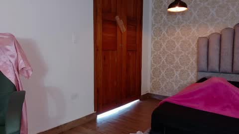 Snapshot of serena_sex31 chatting on May 5, 2026, 4:04 pm Serena online show from May 5, 2026, 4:04 pm