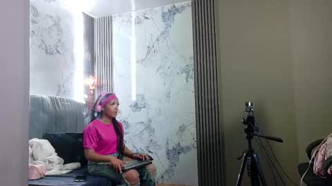 Snapshot of serena_sex31 chatting on May 7, 2026, 11:59 am Serena online show from May 7, 2026, 11:59 am