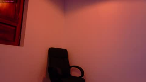 Snapshot of serena_sex31 chatting on May 16, 2026, 11:42 am Serena online show from May 16, 2026, 11:42 am