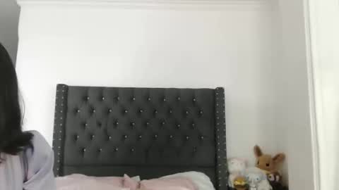 sararoussee online show from March 4, 2026, 7:53 pm