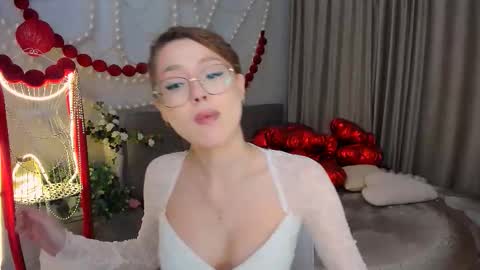 Ophelia online show from March 1, 2026, 10:06 am