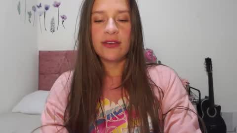 Snapshot of serenity_crystal chatting on March 7, 2025, 11:16 pm serenity_crystal online show from March 7, 2025, 11:16 pm