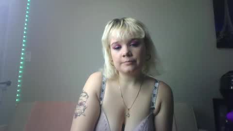 Snapshot of serenityfaith1 chatting on January 16, 2025, 3:56 am serenityfaith1 online show from January 16, 2025, 3:56 am