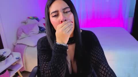 Serenna Cruz online show from February 7, 2026, 11:14 am