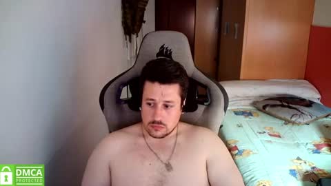 Snapshot of sergio95n chatting on June 15, 2026, 2:30 pm Pollos online show from June 15, 2026, 2:30 pm