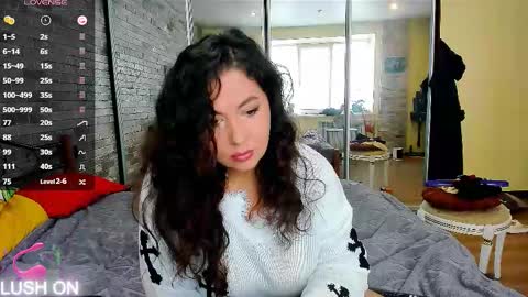 VIOLA online show from October 31, 2025, 8:15 am