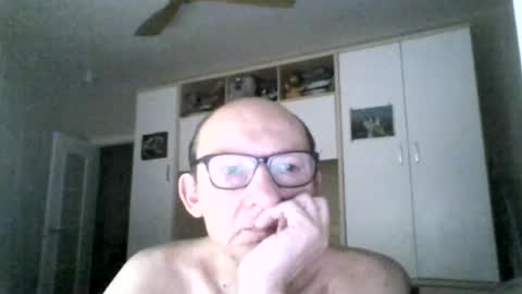 Snapshot of serrano49 chatting on July 19, 2026, 1:42 am serrano49 online show from July 19, 2026, 1:42 am