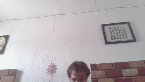 mier online show from September 17, 2025, 6:42 pm