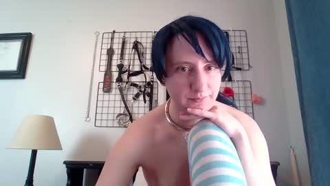 Servile Sarah online show from March 9, 2026, 8:24 pm