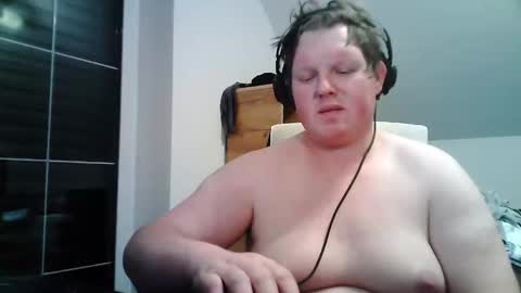 Snapshot of setcuna chatting on February 24, 2026, 7:34 pm setcuna online show from February 24, 2026, 7:34 pm