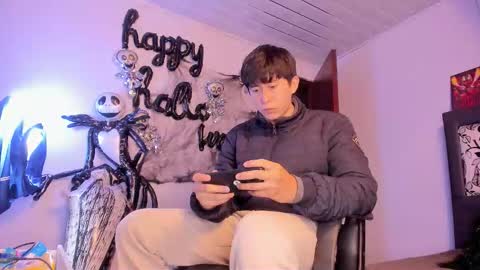 Snapshot of setsuna_10 chatting on November 1, 2025, 11:18 pm david online show from November 1, 2025, 11:18 pm