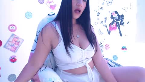 Snapshot of seuctive_woman57 chatting on January 26, 2025, 4:30 pm samy online show from January 26, 2025, 4:30 pm